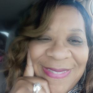 Meet your Posher, Beverly